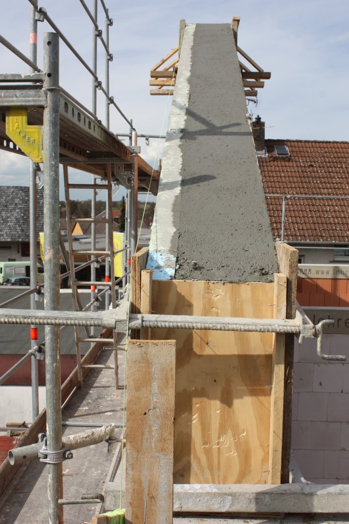 Dachgeschoss Tag 4 – Betonieren